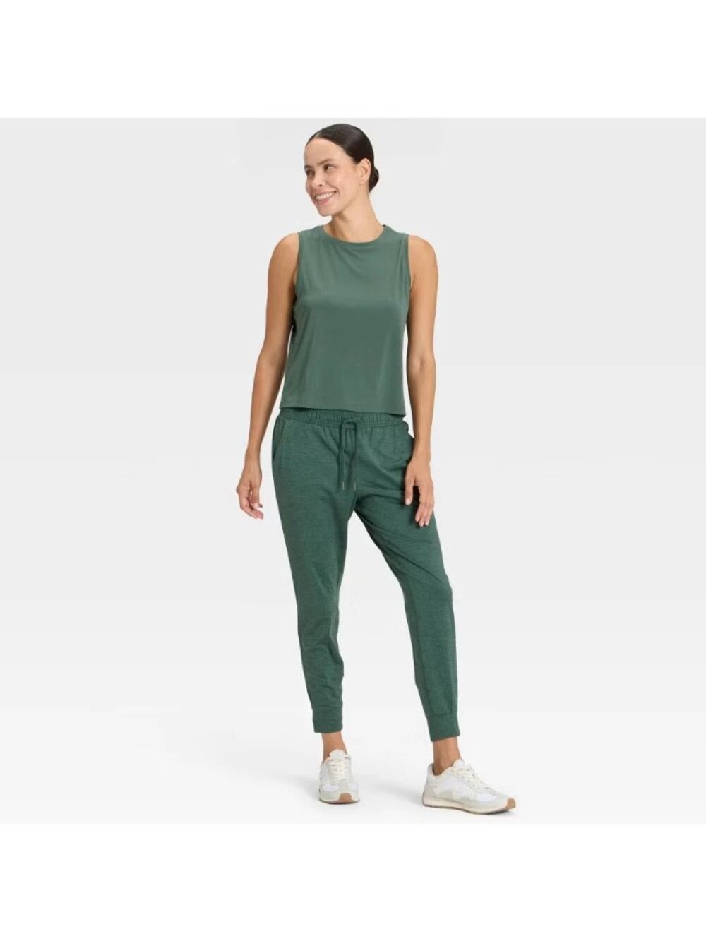All In Motion Jogger Womens Small Green Sofr Stretch Mid Rise Drawstring